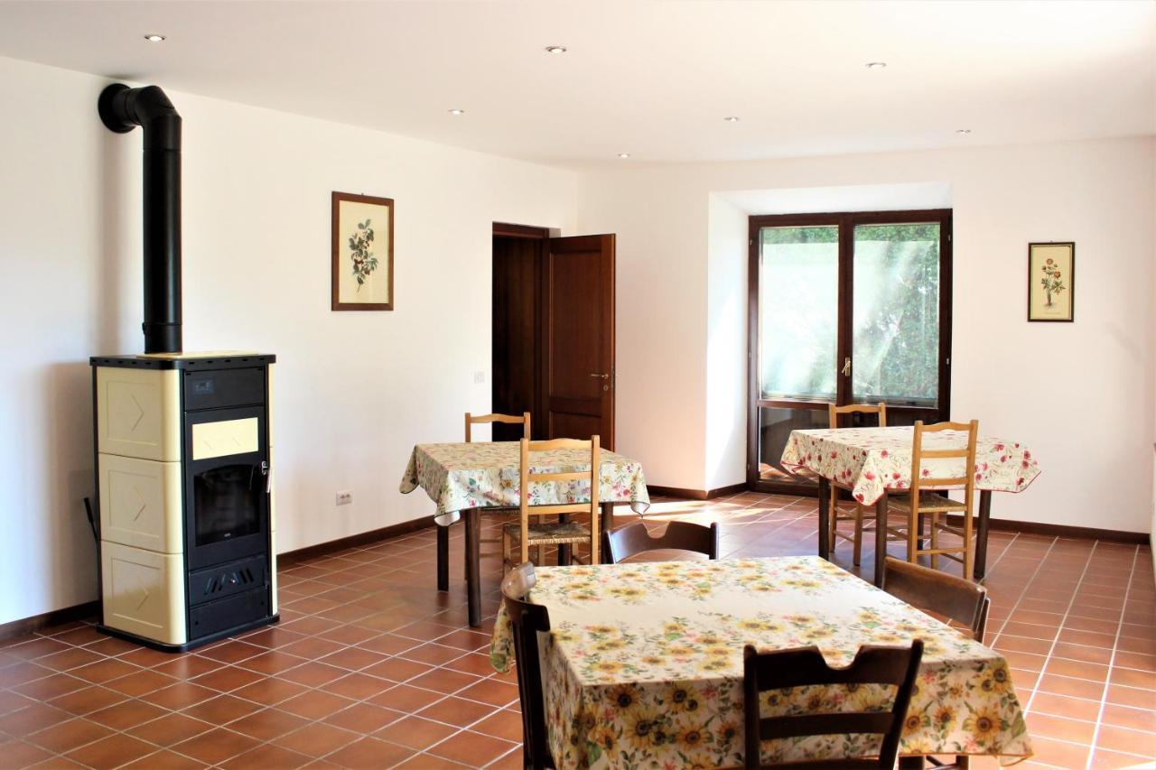 Naturaliterre Bnb - Microfattoria Bed & Breakfast Dovadola Bagian luar foto